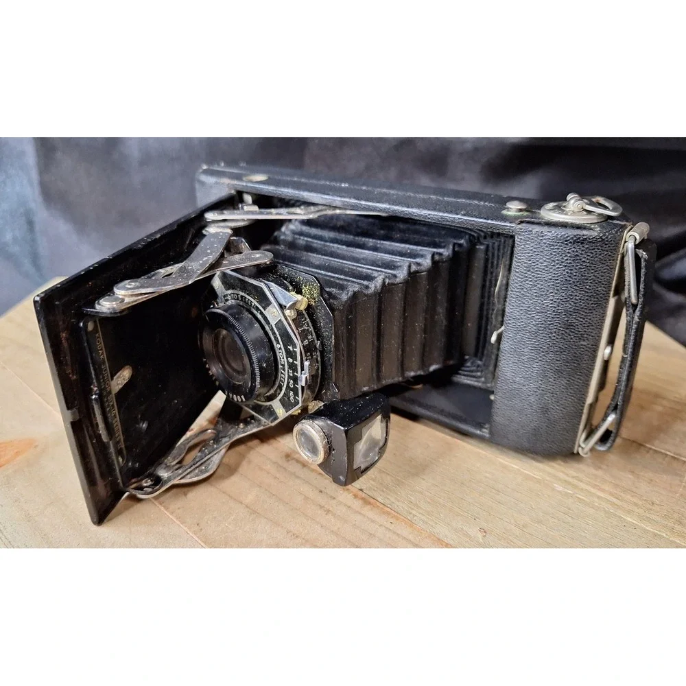 Vintage 1937 Kodak Junior Six-16 Series II Folding Camera Kodak Bimat Lens Black